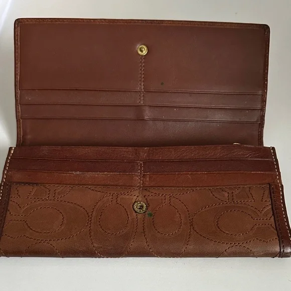 Coach Tan Embossed Leather Wallet with Gold Accent - Picture 2 of 3